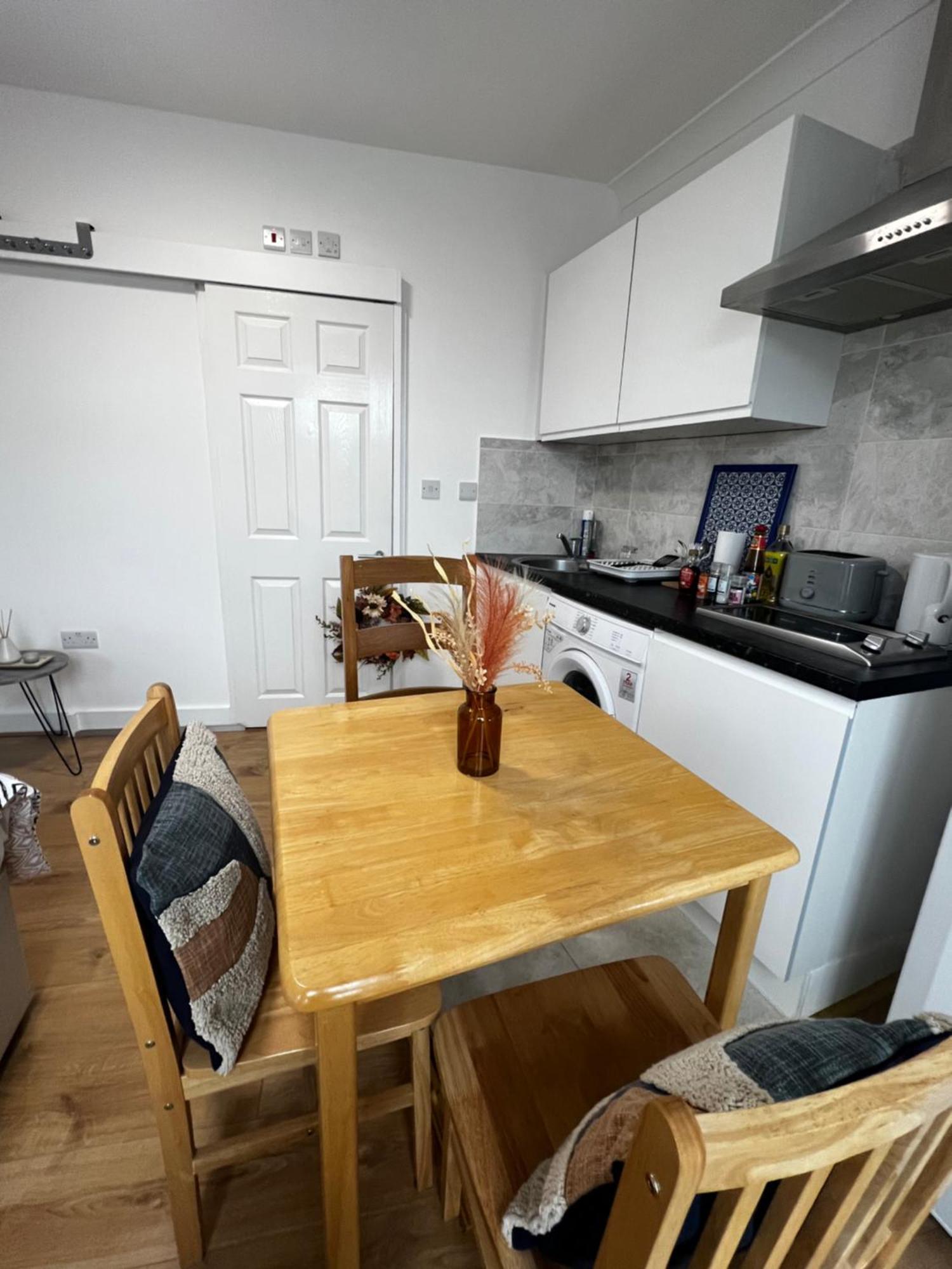 Flat In London Appartement Buitenkant foto